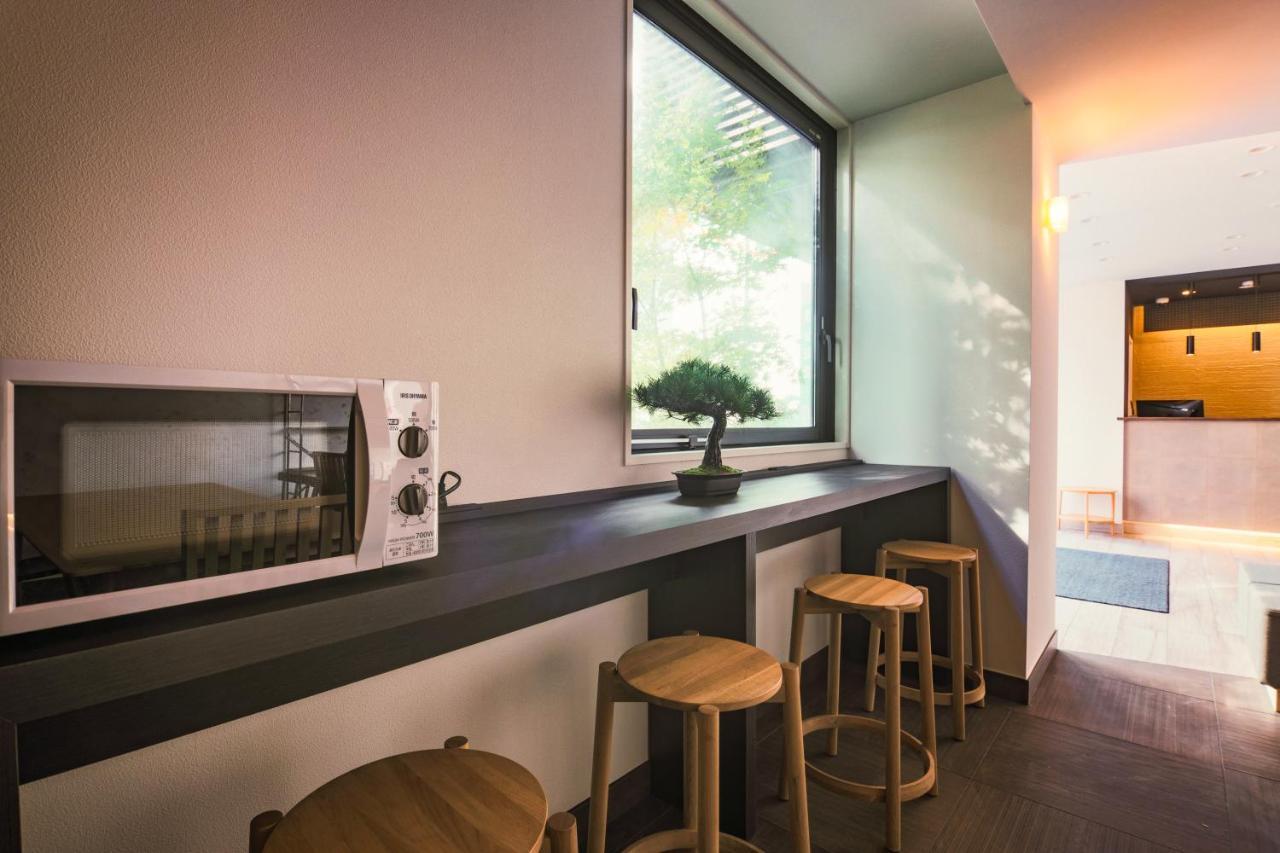Wayfarer Matsu Hotel Осака Екстериор снимка