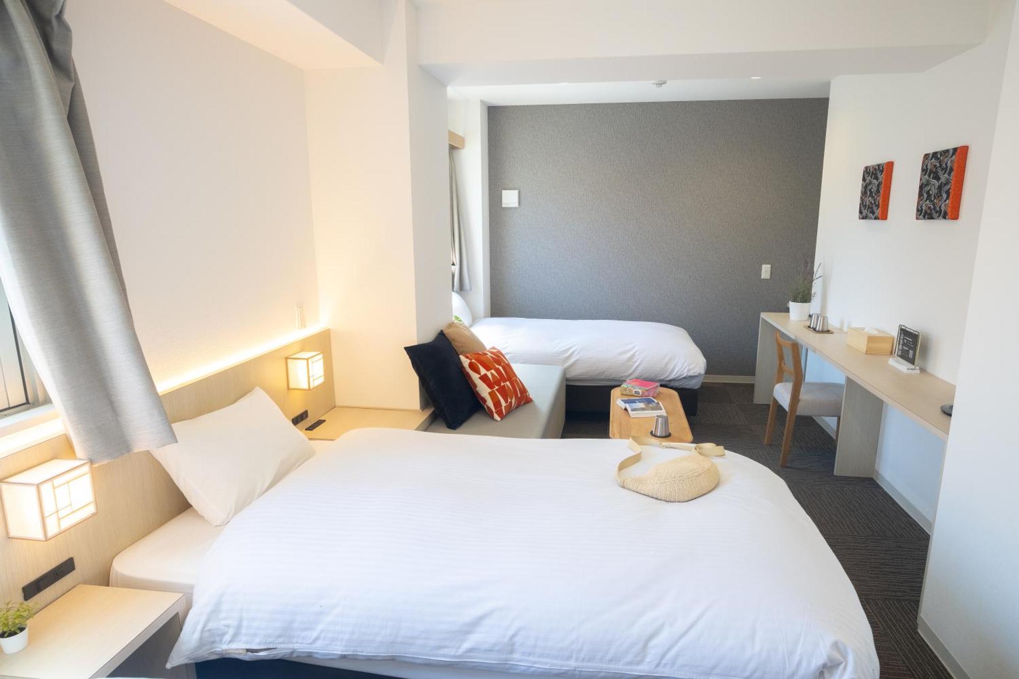 Wayfarer Matsu Hotel Осака Екстериор снимка