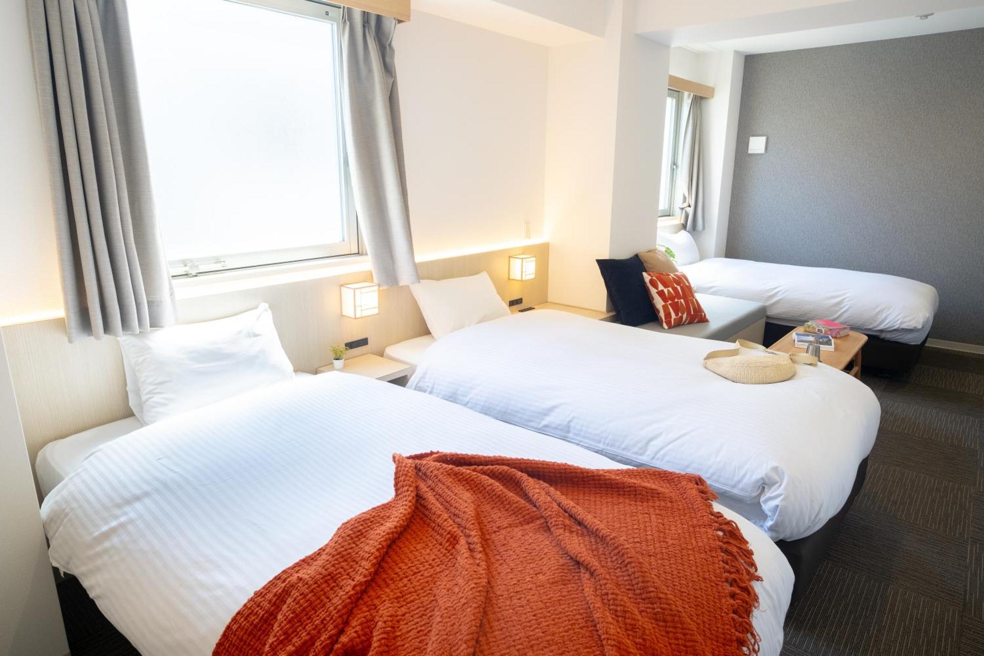 Wayfarer Matsu Hotel Осака Екстериор снимка